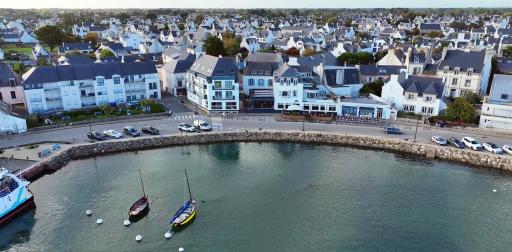 Logis Hotel Du Port - Housity