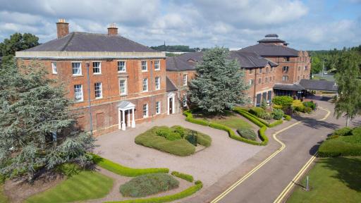 DoubleTree by Hilton Stoke-on-Trent, United Kingdom - Housity