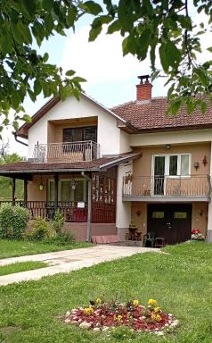 Kuca za odmor Zicanka - Housity