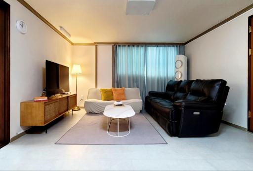 SisuHouse 3F - 45 seconds from Waegwan Station - Housity