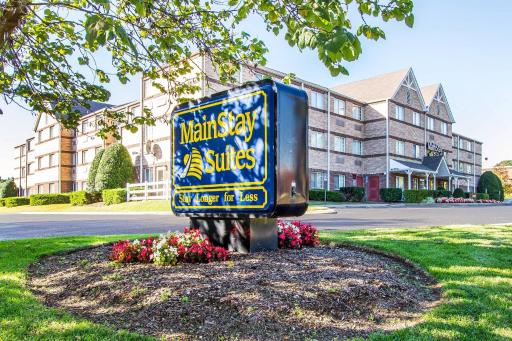 MainStay Suites Brentwood-Nashville - Housity