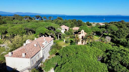 Le Hameau Des Pesquiers Ecolodge & Spa, Curio Collection By Hilton - Housity