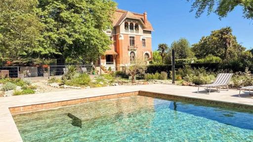 Chateau Mezger - Housity