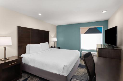 Fairway Inn - Housity