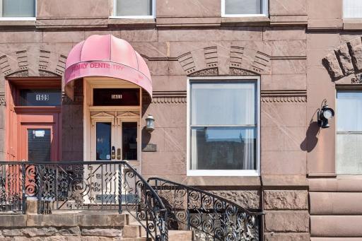 Alina & Fanny - Philadelphia S Broad St - Housity