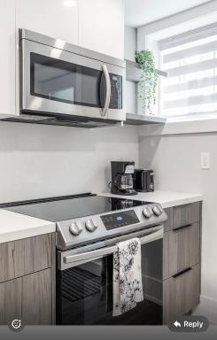 Fancy Downtown House with HOT TUB & BBQ by GLOBALSTAY - Housity