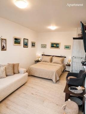 Sunshower apartment and studio - Housity