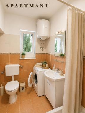 Sunshower apartment and studio - Housity
