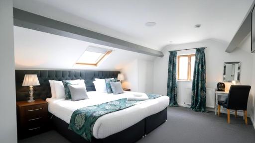Falstaff Cottage for up to 5, Stratford upon Avon - Housity