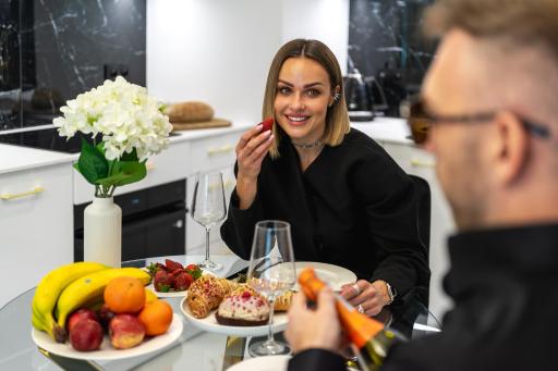 Urban Chic - Luxury Stay at Mennica Residence Warsaw - Housity