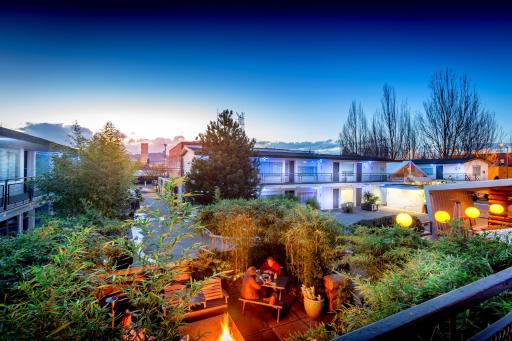 Jupiter Hotel - Housity