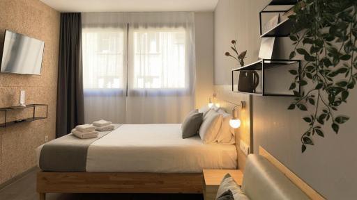 GLOBAL Apartments & Rooms - Housity
