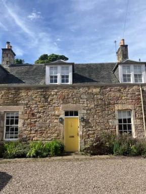 No 2 Stable Yard, Wemyss Castle Estate - Housity
