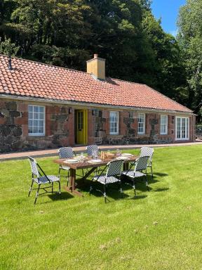 Seaside Cottage, Wemyss Estate - Housity
