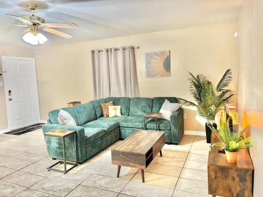 The Gumbo Getaway near Downtown Houma and NOLA - Housity