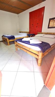 HOSTERÍA BRISAS DEL RÍO - Housity
