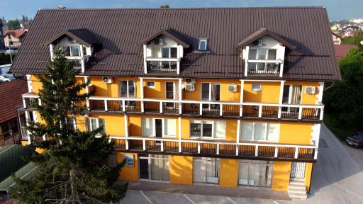 Gaia Aparthotel near Airport - Housity