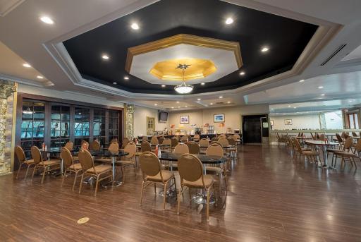 Howard Johnson by Wyndham Fullerton/Anaheim Conference Cntr - Housity