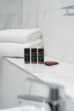 Lock and Key Boutique Hotel - Duke Street - Housity