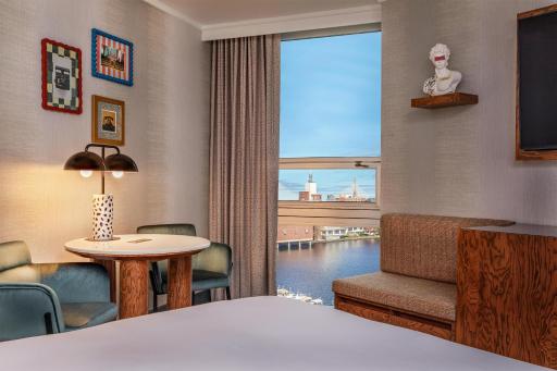 The Royal Sonesta Boston - Housity