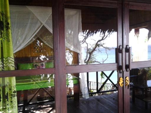 Nini's Beach Bungalows - Housity