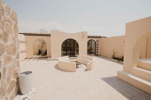 Hotel Wanderlive - Housity