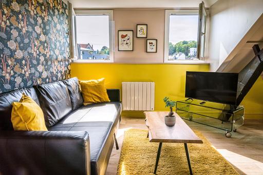 CENTRE VILLE, plusieurs appartements rénovés lumineux dans meme immeuble - Hizvo