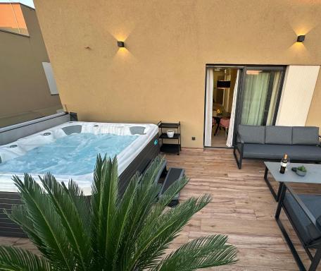 Apartment EMMA Ciel with jacuzzi and sauna - Housity