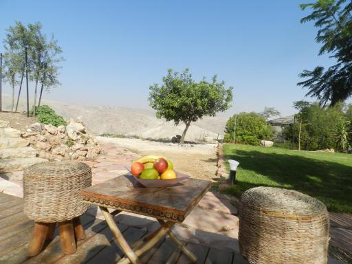 Desert View Suite - Housity