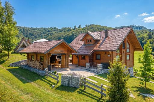House Of Nature With Sauna And Tents - Happy Rentals - Housity