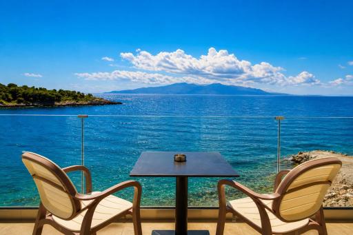 Sea Breeze Villa - Housity