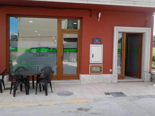 Albergue Outeiro - Housity
