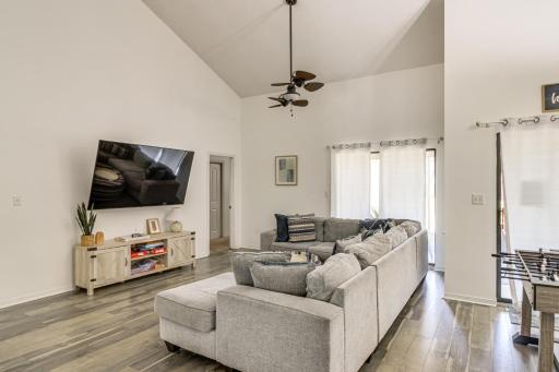 Navarre Home w/ Game Area + Mini Golf Course! - Housity