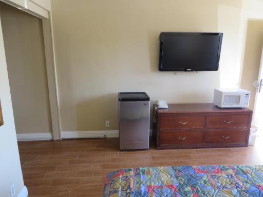 Sandpiper Motel - Housity