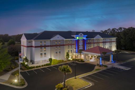 Holiday Inn Express Myrtle Beach-Broadway at the Beach, an IHG Hotel - Housity