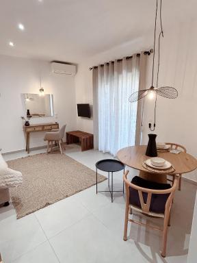 Mariza\'s Guest House - Housity