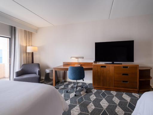 Crowne Plaza Phoenix - Chandler Golf Resort, an IHG Hotel - Housity