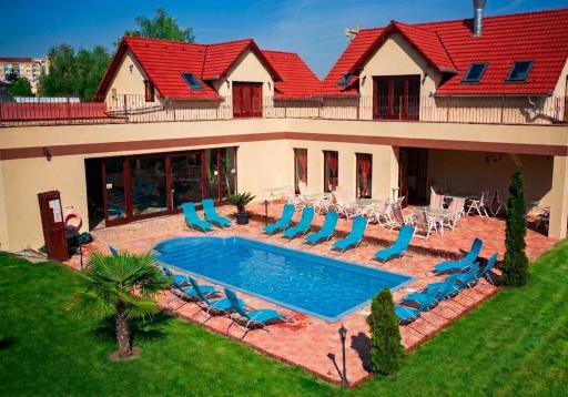 Boni Családi Wellness Hotel - Housity