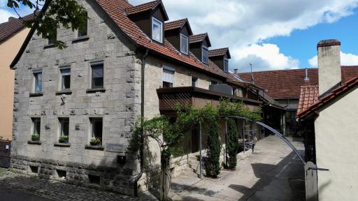 Ferienwohnung am Wasserschloss 1-3 - Housity