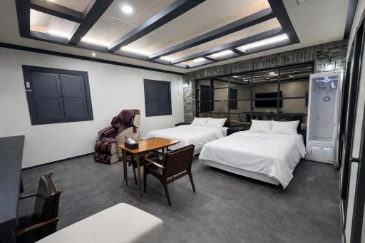 Carlton Hotel - Hizvo