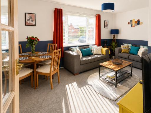Inspire Homes 2-Bed Sleeps 5 near Leamington & M40 - Housity
