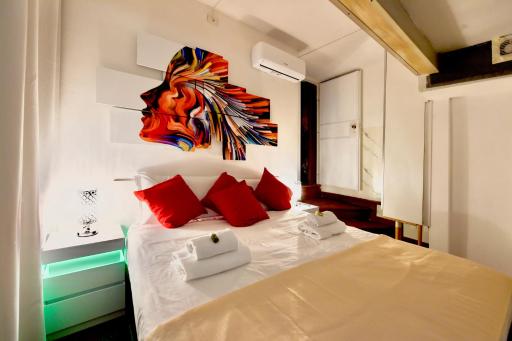 8- Tourist House Bologna - Light House - Self check-in - Housity