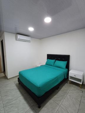 APARTA ESTUDIO CONDO - Housity