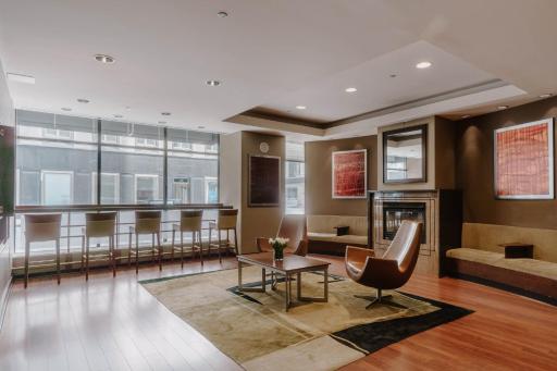 Club Quarters Hotel Central Loop, Chicago - Housity