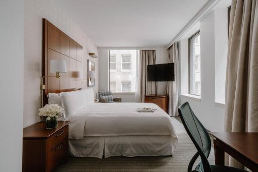Club Quarters Hotel Central Loop, Chicago - Housity