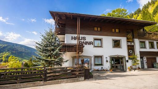 Haus Anna - Housity