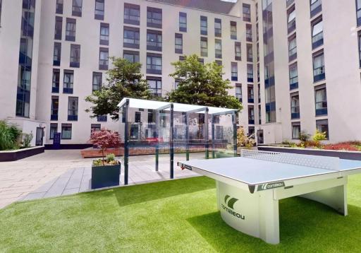Private Bedrooms and Studios minutes away from Wembley Stadium at Sterling Court - Housity
