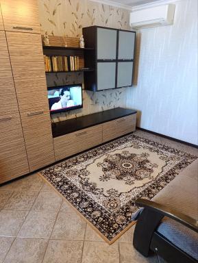 Apartment on Privokzalnaya 2/1 - Housity