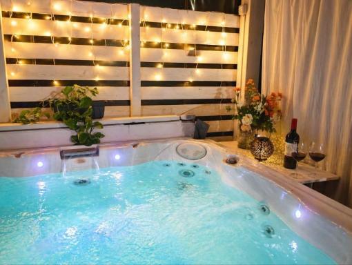FalcoBianco GuestHouse - Housity