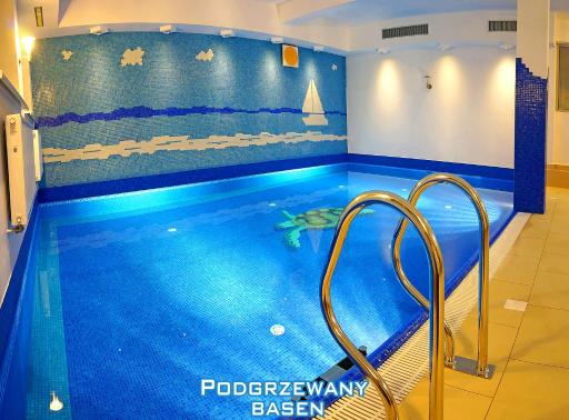 VILLA MEDICA - z ogrzewanym basenem i pełnym wyżywieniem - Housity